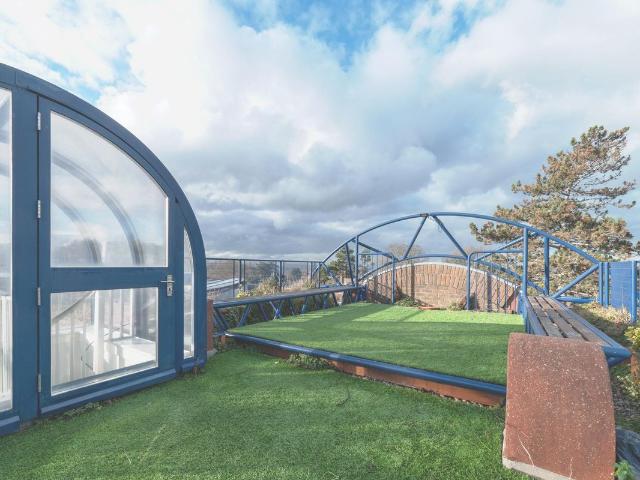 Firecrest Drive, Hampstead NW3, 3 bed flat to rent, £6,200 pcm | PrimeLocation
