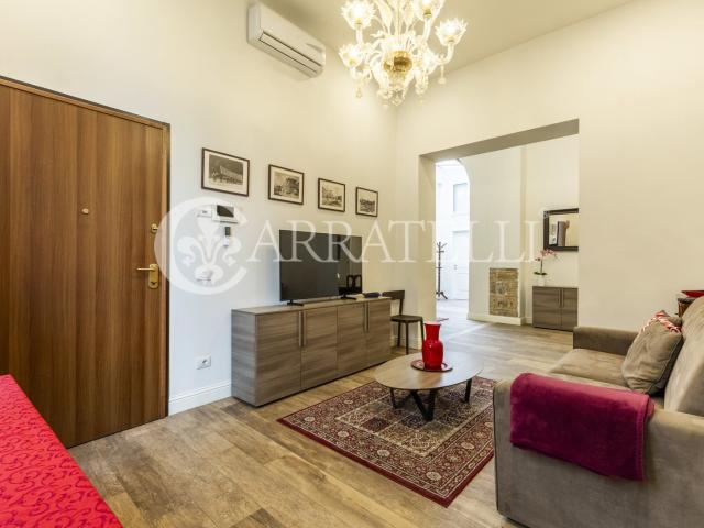 Firenze Elegante appartamento, con splendidi affreschi, po. 122m² Firenze