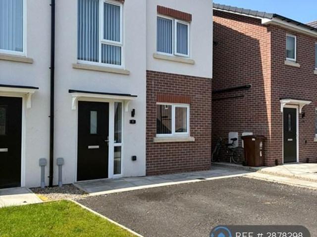 Fireside Grove, St Helens, WA9 5 bed semi detached house to rent £1,425 pcm £329 pw