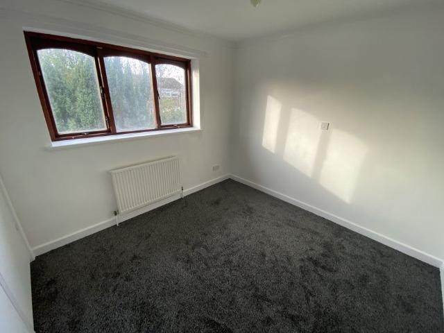 Firglades Court, Hull