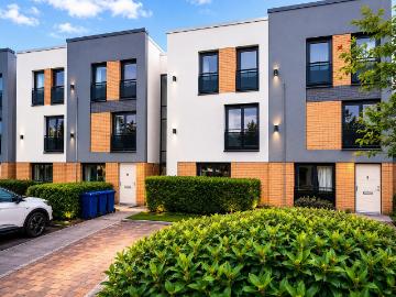 Firpark Close, Glasgow G31, 2 bed flat to rent, £1,200 pcm | PrimeLocation