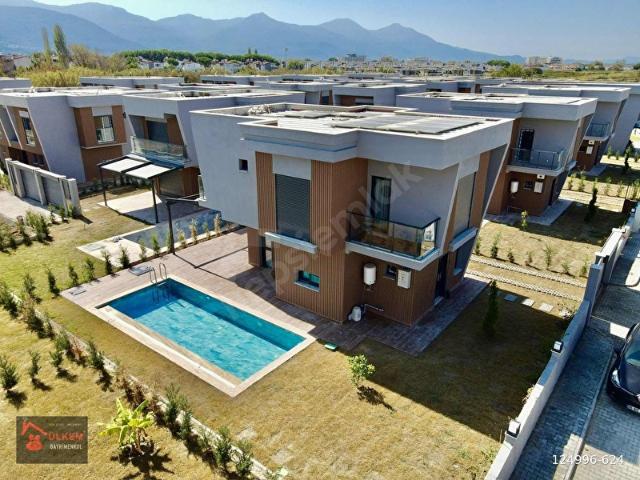 FIRSAT %50 PEŞİNAT 24 AY VADELİ PROJEDEN ÖZEL HAVUZLU VİLLALAR