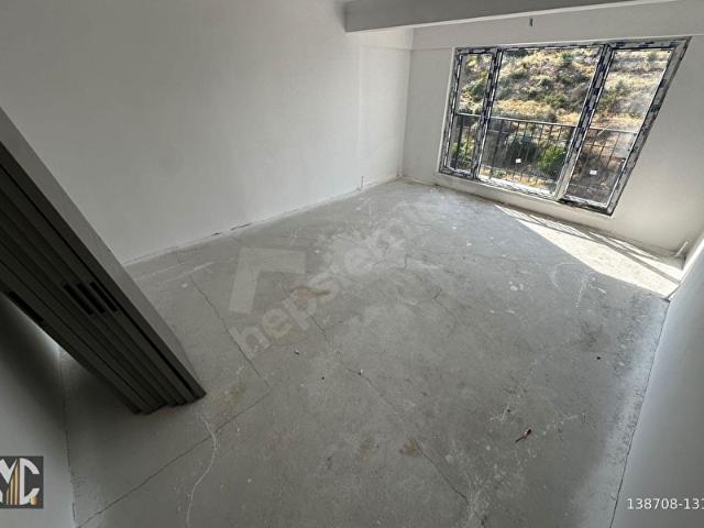 FIRSAT ANA CADDE ÜZERİ ULTRA LÜX SIFIR ARA KAT 3+1 DAİRE.!