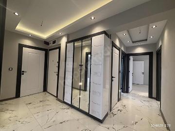 FIRSAT AKYURT YEŞİLTEPE`DE LÜX YAPILI ARA KAT ÖN CEPHE DAİRE 3+1