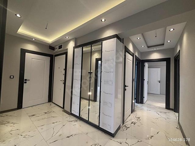 FIRSAT AKYURT YEŞİLTEPE`DE LÜX YAPILI ARA KAT ÖN CEPHE DAİRE 3+1