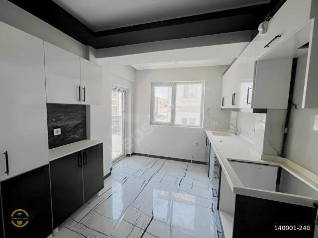 FIRSAT BİR DAİRE EBEVEYN VE GİYİNME ODALI 3+1
