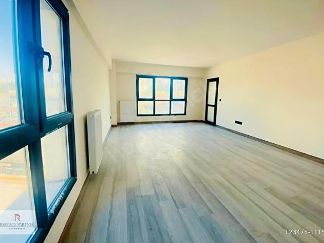 FIRSAT KİRALIK ! ATAŞEHİR YENİŞEHİR TOKİDE 3+1 KİRALIK DAİRE