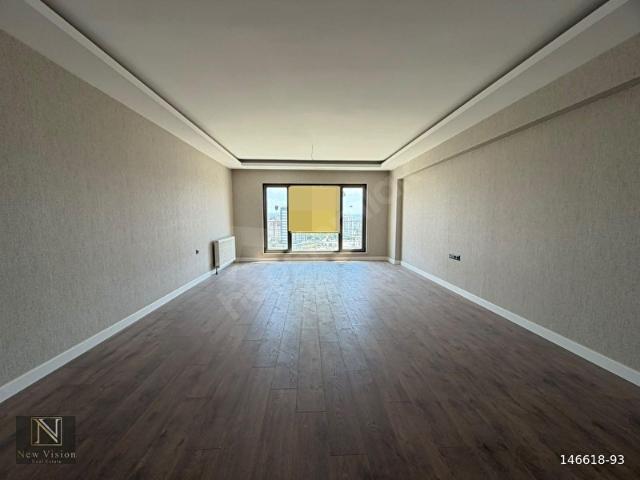 FIRSAT ORMAN MANZARALI 10. KAT 4,5+1 SİTE İÇERİSİ SATILIK DAİRE
