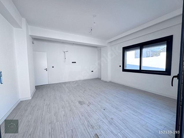 FIRSAT! Marmaris Merkez Satılık Asansörlü 1 Yaş 3+1 Daire