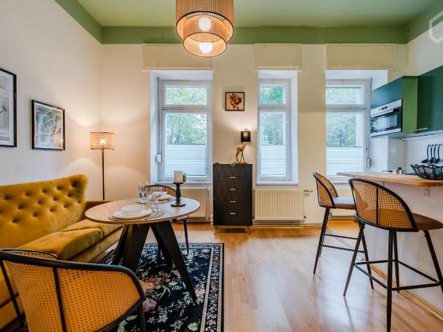 First Time Occupancy: Elegant 2 Room Apartment in Prenzlauer Berg – Modern Design, Berlin Amsterdam Apartments for Rent