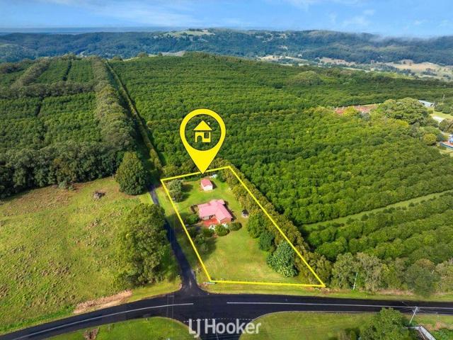First Time Offered, Spacious Family Acreage with Shed & Endless Potential