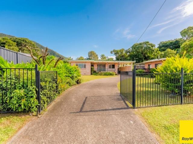 First Time Offered in Over 50 Years | Timeless Charm on a Massive 857m² Block