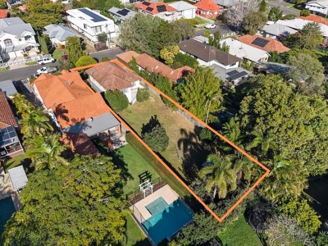 First Time Offered in Over 50 years Rare 890sqm in the Nundah Avenues