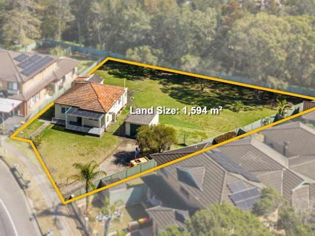 First Time on the Market Approximately 1,590m² with Exciting Potential