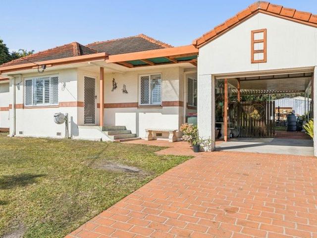 First Time to Market in 25 Years 739SQM BLOCK