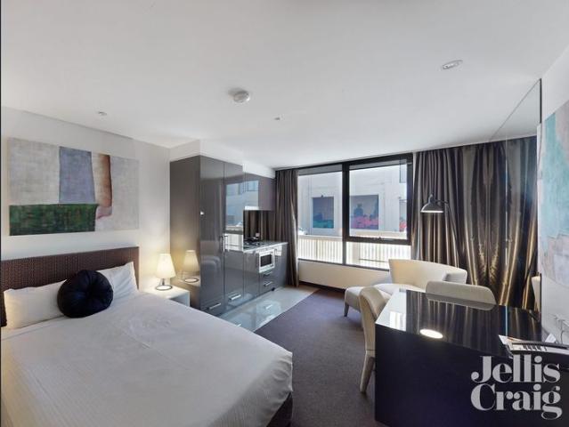 FIRST TWO WEEKS RENT FREE Stress free living in the heart of Hawthorn