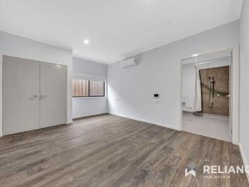 First Weeks Rent Free!