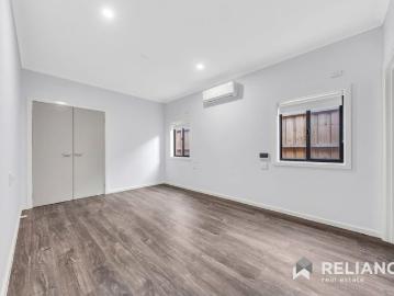 First Weeks Rent Free & Bills Included!