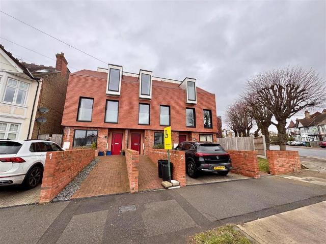 First Avenue, Chalkwell 5 bed terraced house to rent £2,650 pcm £612 pw