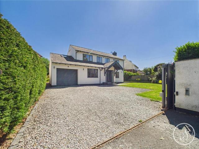 First Avenue, Bardsey, Leeds 4 bed detached house to rent £3,200 pcm £738 pw