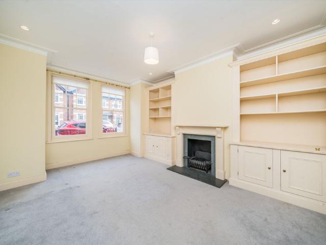 First Avenue, Barnes, SW14, London