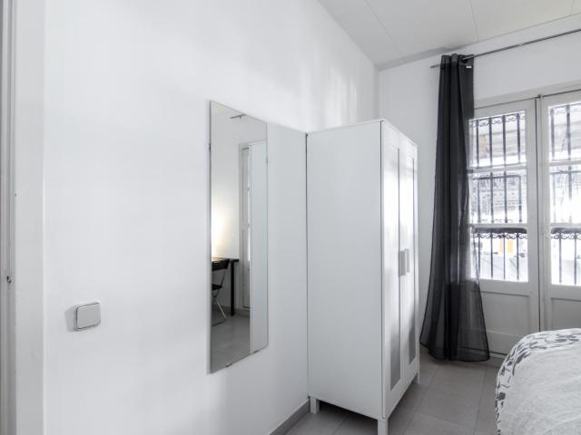 First class double bedroom near Universitat Pompeu Fabra