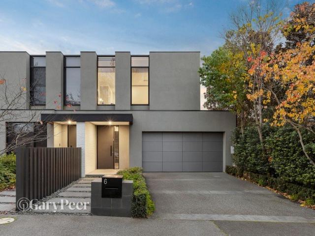 First class family living in a fabulous lifestyle location