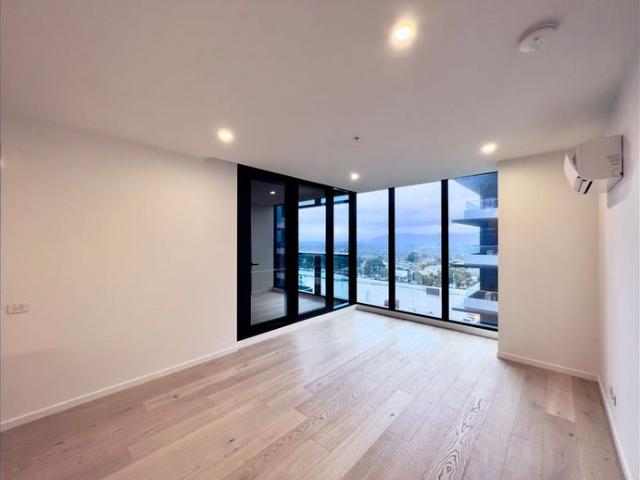 First Class Luxury in the Heart of Glen Waverley!