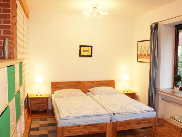 First class, quiet apartment in Kattenesch, near Weser, Airport, Bremen Amsterdam Apartments for Rent