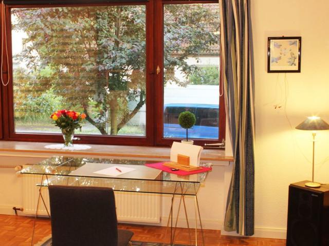 First class, quiet apartment in Kattenesch, near Weser, Airport, Bremen Amsterdam Apartments for Rent