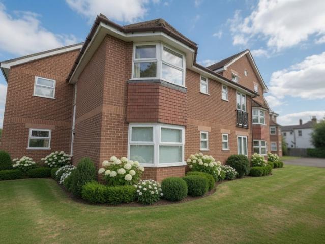 First Floor Flat Addlestone