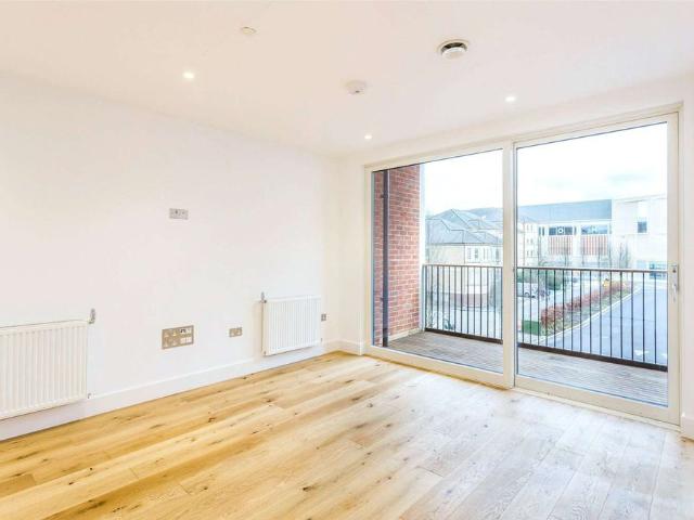 First floor one bedroom apartment with balcony