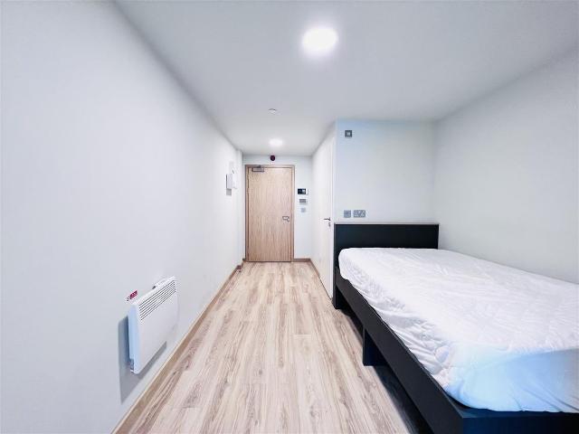 First Floor Studio, Felix Apartments, Nottingham NG1, Studio to rent, £760 pcm | PrimeLocation