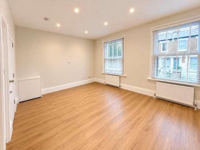 First Floor, Sulgrave Road, London, W6
