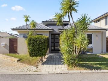 First Home Open Sunday 28th June 11am!
