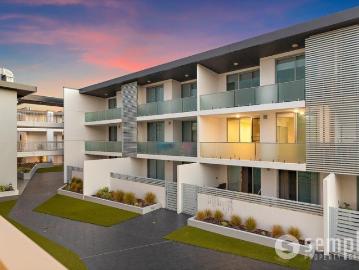 Rockingham, Western Australia - Balcony