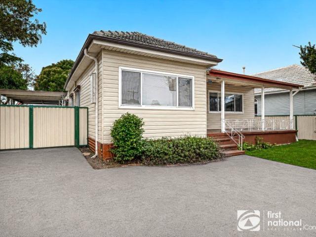 FIRST HOME BUYER & INVESTOR OPPORTUNITY!