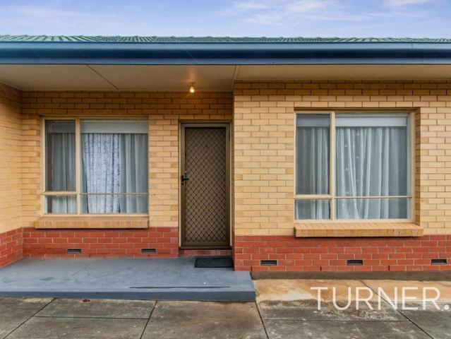 First home gem One bedroom unit in a top stop!
