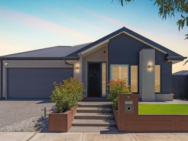 FIRST HOMEBUYERS & INVESTORS' CHOICE Refined Living. Exceptional Outdoor Versatility