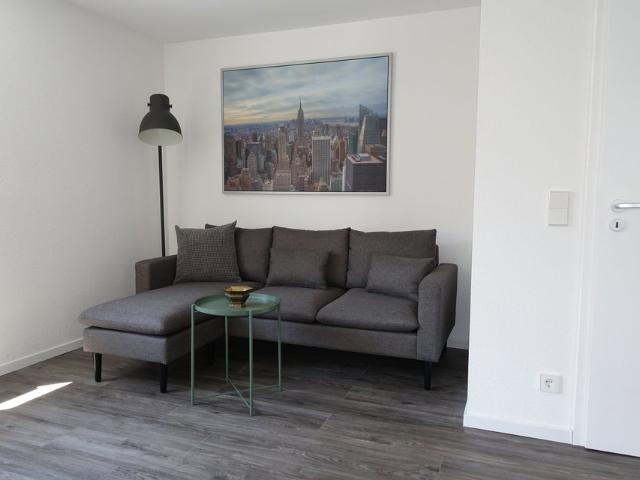FIRST MOVE IN / Fully Furnished 1 BR Stuttgart Downtown / New and Modern