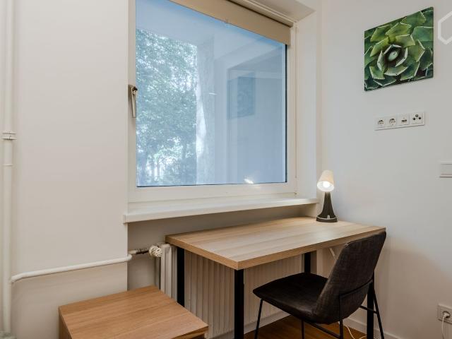 First Occupancy close to lake! 4 room flat, 2 balconies, Berlin Schlachtensee, Berlin Amsterdam Apartments for Rent