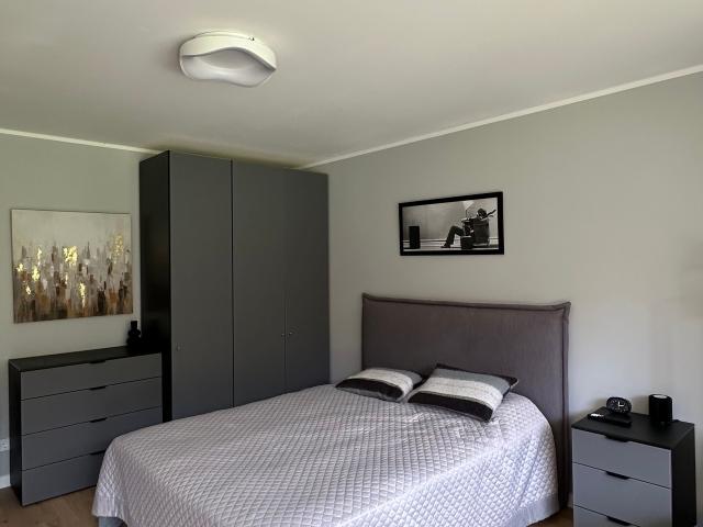First occupancy after complete renovation, modernly furnished flat near UKE Eppendorf