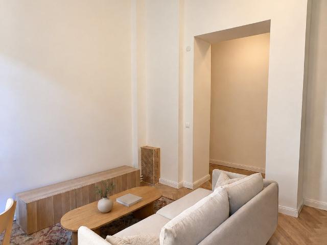 First occupancy after full renovation – furnished 3 room Altbau apartment near Ku'damm, Berlin Amsterdam Apartments for Rent