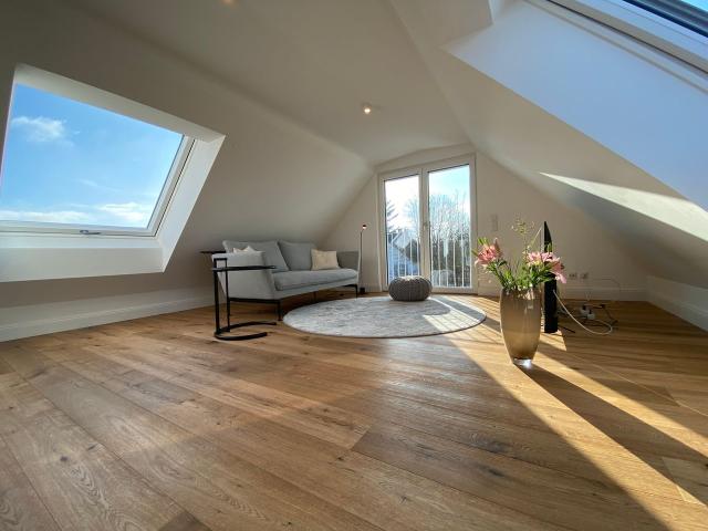 First occupancy: fully furnished 2,5 room luxury apartment on two floors, Munchen Amsterdam Apartments for Rent
