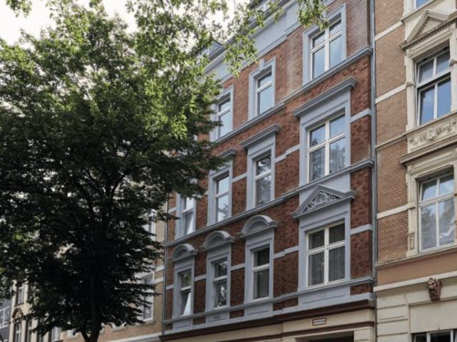 First Occupancy Period Gem 2 Room Apartment, Fully Renovated, Furnished with Terrace, Dusseldorf Amsterdam Apartments for Rent