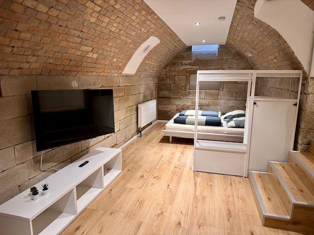 First occupancy: Very nice, stylish, fully furnished basement apartment, Heilbronn Amsterdam Apartments for Rent