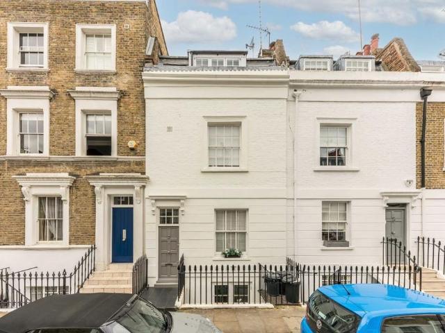 First Street, London SW3 3 bed house to rent £6,500 pcm £1,500 pw