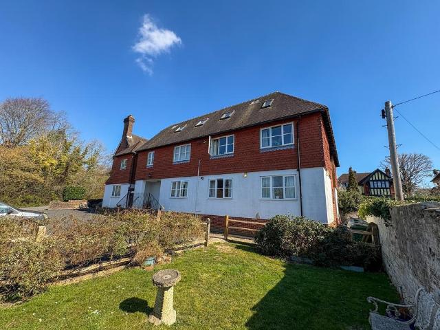 Firstone House, Mayfield, TN20 2 bed flat to rent £975 pcm £225 pw