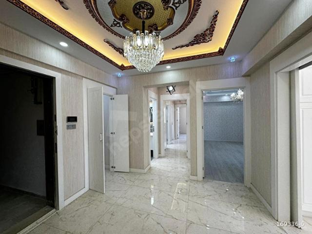 FISTIKLIK MAHALLESİ'NDE ULTRA LÜKS 3+1 SATILIK SIFIR DAİRE