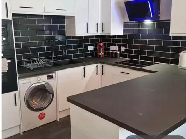 Fish Strand Hill, Falmouth, TR11 3 bed flat to rent £1,400 pcm £323 pw